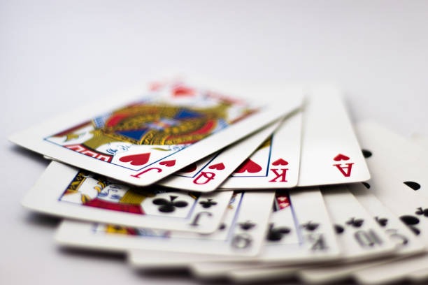 Qiu Qiu hand ranking chart and player positions at tajir77 live table